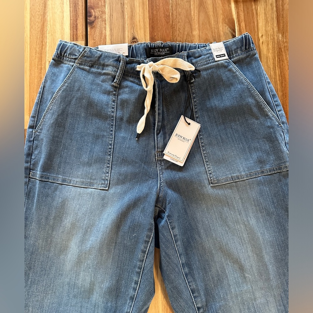 NWT Judy Blue Joggers - 14W